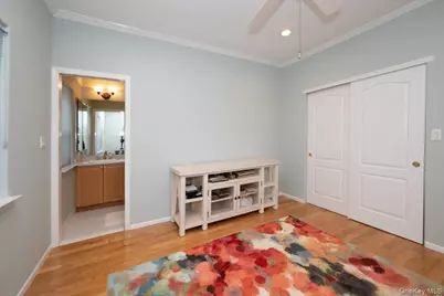 113 Windwatch Drive, Hauppauge, NY 11788 - Photo 31