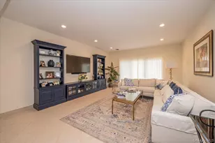 113 Windwatch Dr, Hauppauge, NY 11788 - Photo 19