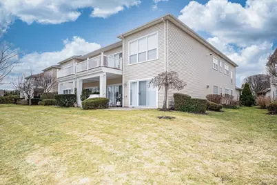 113 Windwatch Drive, Hauppauge, NY 11788 - Photo 33