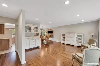 3 Cherrywood Drive, East Northport, NY 11731 - Photo 3