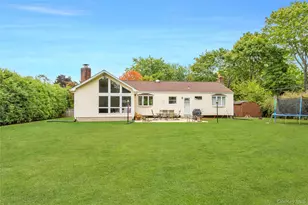 3 Cherrywood Dr, East Northport, NY 11731 - Photo 29