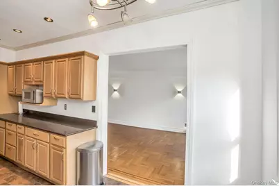 3540 82nd Street #4D, Jackson Heights, NY 11372 - Photo 5