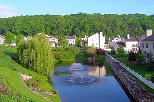 7 Limerick Ct, White Plains, NY 10603 - Photo 49