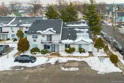 15 Davidson Court, New York, NY 10303 - Photo 5