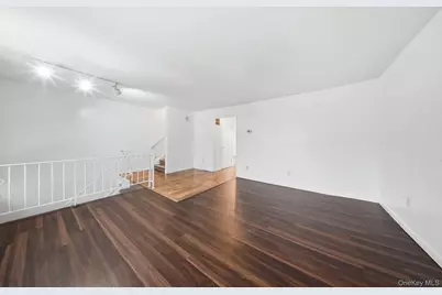 19 Red Barn Lane, Middletown, NY 10940 - Photo 5