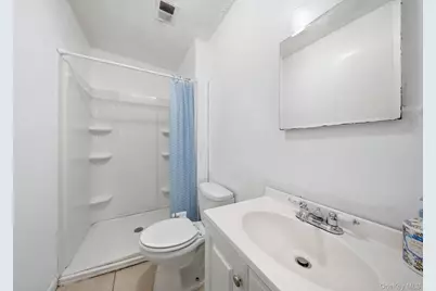 19 Red Barn Lane, Middletown, NY 10940 - Photo 13