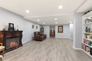 261 Vista Dr, Jericho, NY 11753 - Photo 31