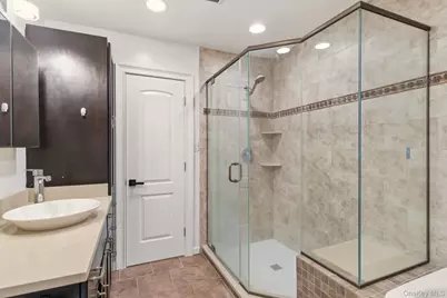 261 Vista Drive, Jericho, NY 11753 - Photo 23