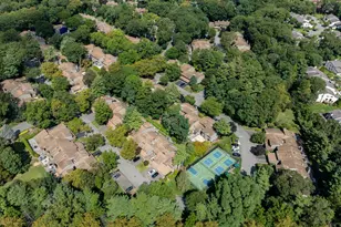 261 Vista Dr, Jericho, NY 11753 - Photo 37