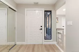 261 Vista Dr, Jericho, NY 11753 - Photo 3