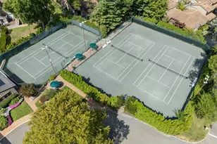 261 Vista Dr, Jericho, NY 11753 - Photo 43