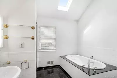 925 Halstead Avenue, Mamaroneck, NY 10543 - Photo 21