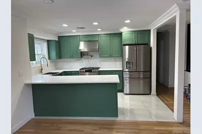 107 Sammis Avenue, Deer Park, NY 11729 - Photo 5