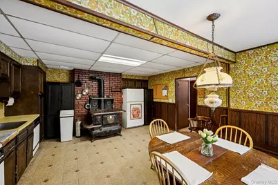 82 Vernon Avenue, East Norwich, NY 11732 - Photo 15