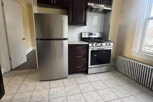 141 Voss Ave, Yonkers, NY 10703 - Photo 13