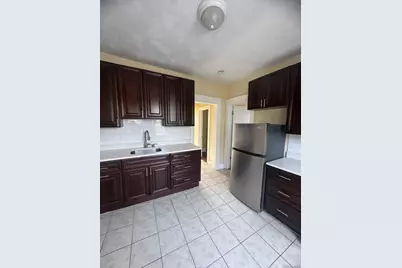 141 Voss Avenue, Yonkers, NY 10703 - Photo 11