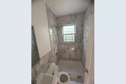 141 Voss Avenue, Yonkers, NY 10703 - Photo 5