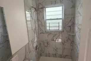 141 Voss Ave, Yonkers, NY 10703 - Photo 5