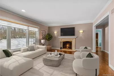 10 Norfolk Road, Great Neck, NY 11020 - Photo 3