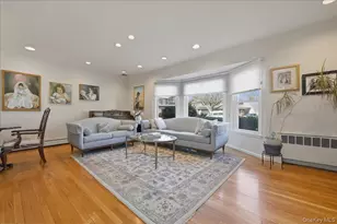 734 Berry Ct, West Hempstead, NY 11552 - Photo 5