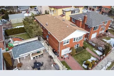 157-11 Cryders Lane, Whitestone, NY 11357 - Photo 3