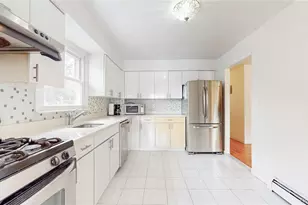 157-11 Cryders Ln, Whitestone, NY 11357 - Photo 9