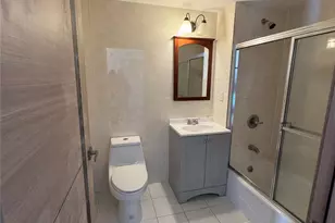 35-19 Leavitt St, Flushing, NY 11354 - Photo 11