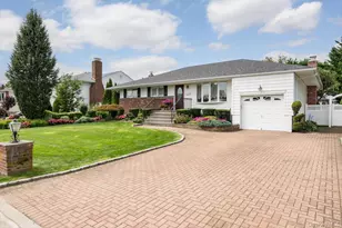 9 Rockaway Pl, Massapequa, NY 11758 - Photo 3