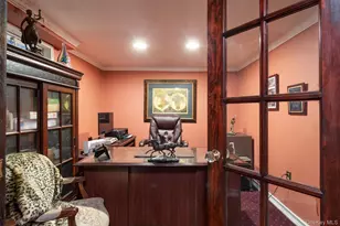 9 Rockaway Pl, Massapequa, NY 11758 - Photo 21