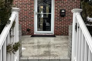 240 Woodfield Rd, West Hempstead, NY 11552 - Photo 3