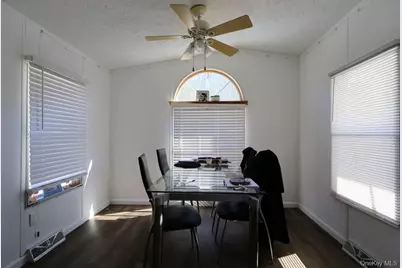 20 Oak St, Wurtsboro, NY 12790 - Photo 3