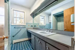 609 New Paltz Rd, Highland, NY 12528 - Photo 17