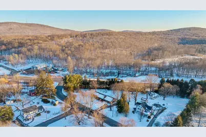 609 New Paltz Road, Highland, NY 12528 - Photo 33