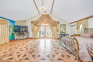 47-56 Glenwood St, Little Neck, NY 11362 - Photo 15