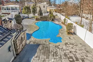 47-56 Glenwood St, Little Neck, NY 11362 - Photo 29