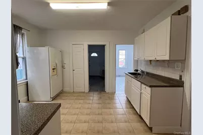 514 College Place, College Point, NY 11356 - Photo 3