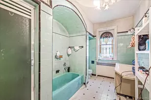 1404 E 49th St, Brooklyn, NY 11234 - Photo 17