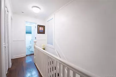 1925 Radcliff Avenue, Bronx, NY 10462 - Photo 11