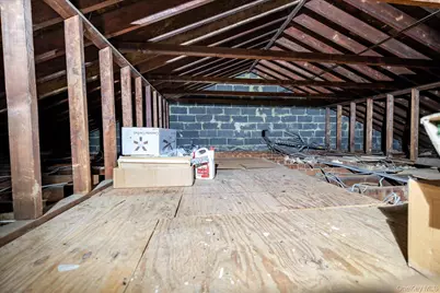 22930 Kingsbury Avenue #upper, Oakland Gardens, NY 11364 - Photo 13