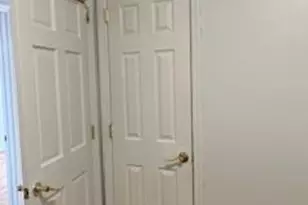 90-24 Spritz Rd, Ozone Park, NY 11417 - Photo 13