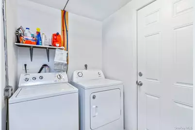 173 Fifty Acre Road S, Smithtown, NY 11787 - Photo 33