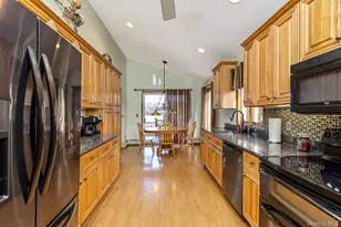 173 Fifty Acre Rd S, Smithtown, NY 11787 - Photo 19