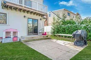 66 Virginia Ave, Oceanside, NY 11572 - Photo 23