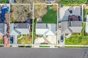 66 Virginia Ave, Oceanside, NY 11572 - Photo 29