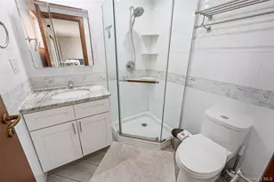 66 Virginia Ave, Oceanside, NY 11572 - Photo 15