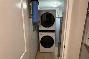 100 Cutter Mill Rd, Great Neck, NY 11021 - Photo 11