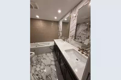 100 Cuttermill Road #1B, Great Neck, NY 11021 - Photo 9