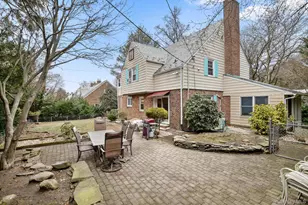 53 Somerset Dr S, Great Neck, NY 11020 - Photo 31