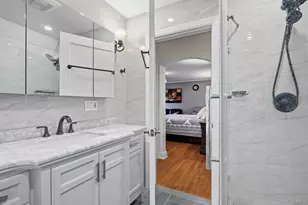 53 Somerset Dr S, Great Neck, NY 11020 - Photo 17