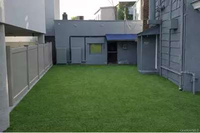 140 Cedarhurst Avenue, Cedarhurst, NY 11516 - Photo 3